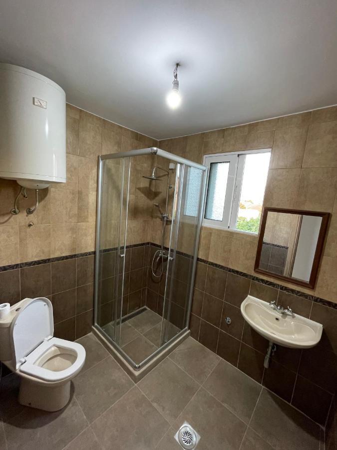 Entire Spacious Apartment With Free Parking Podgoriçe Dış mekan fotoğraf